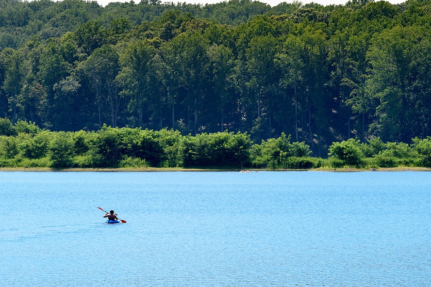 Ragged Mouintan Kayak