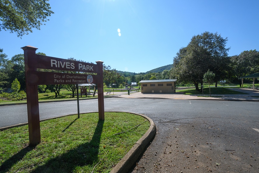Rives Park Sign